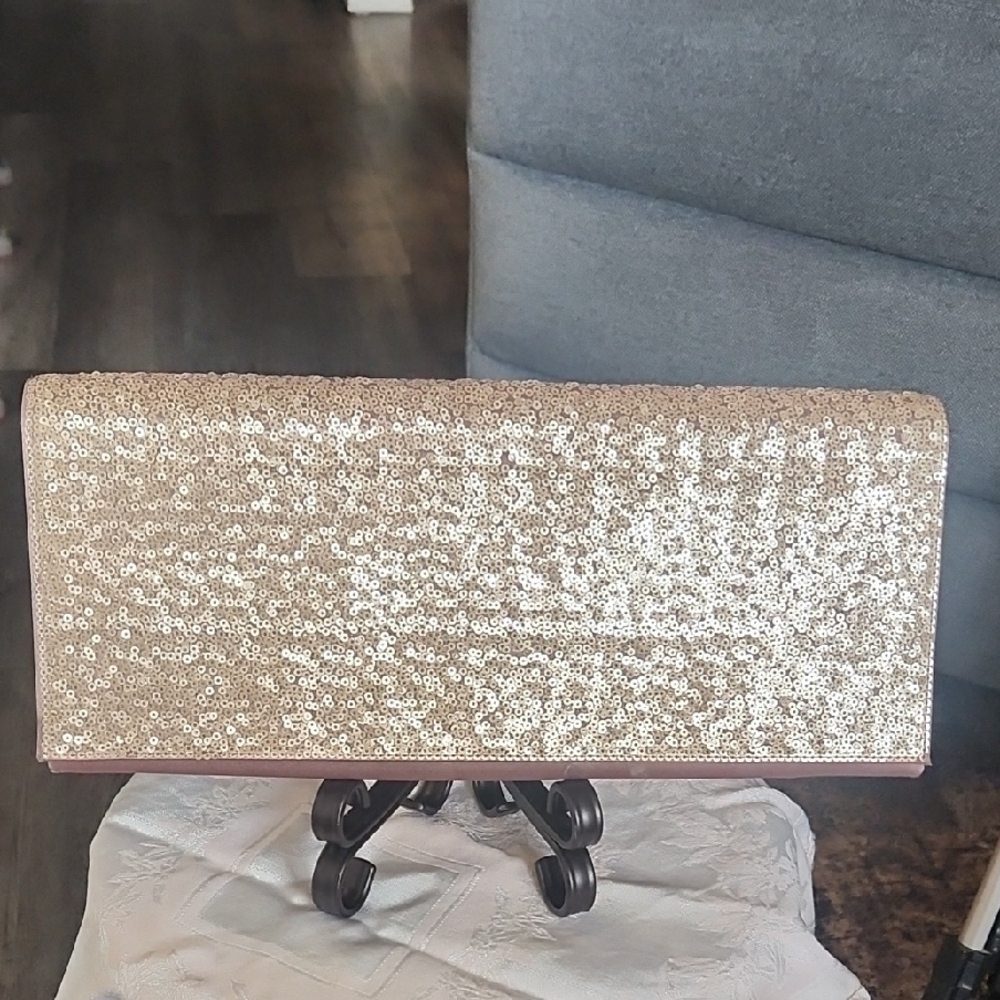 Banana Republic Sequined Runner in Rose Gold